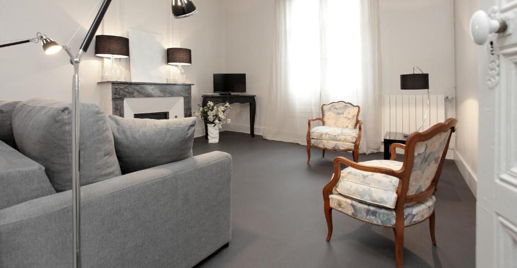 Suites De La Tour Perigueux Centre Extérieur photo